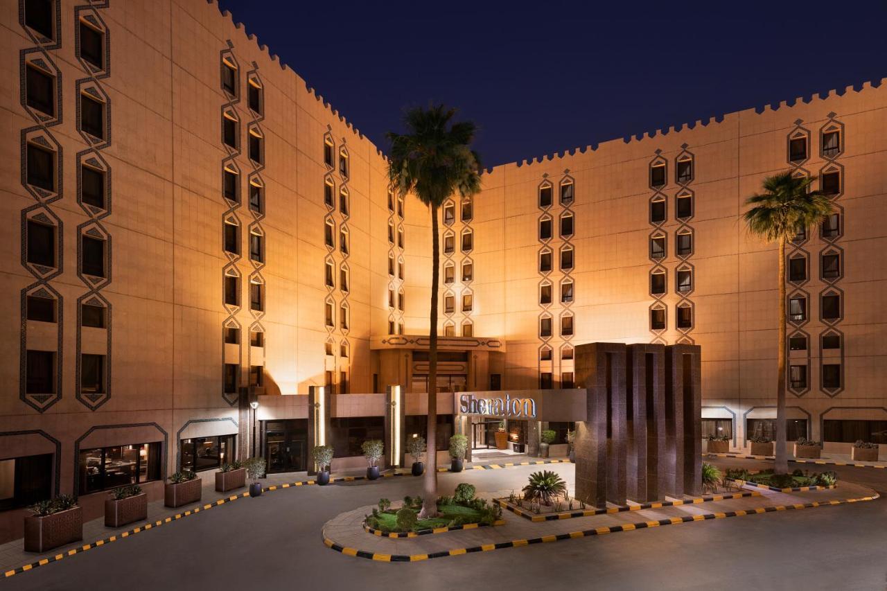 Sheraton Riyadh Hotel & Towers Exterior photo